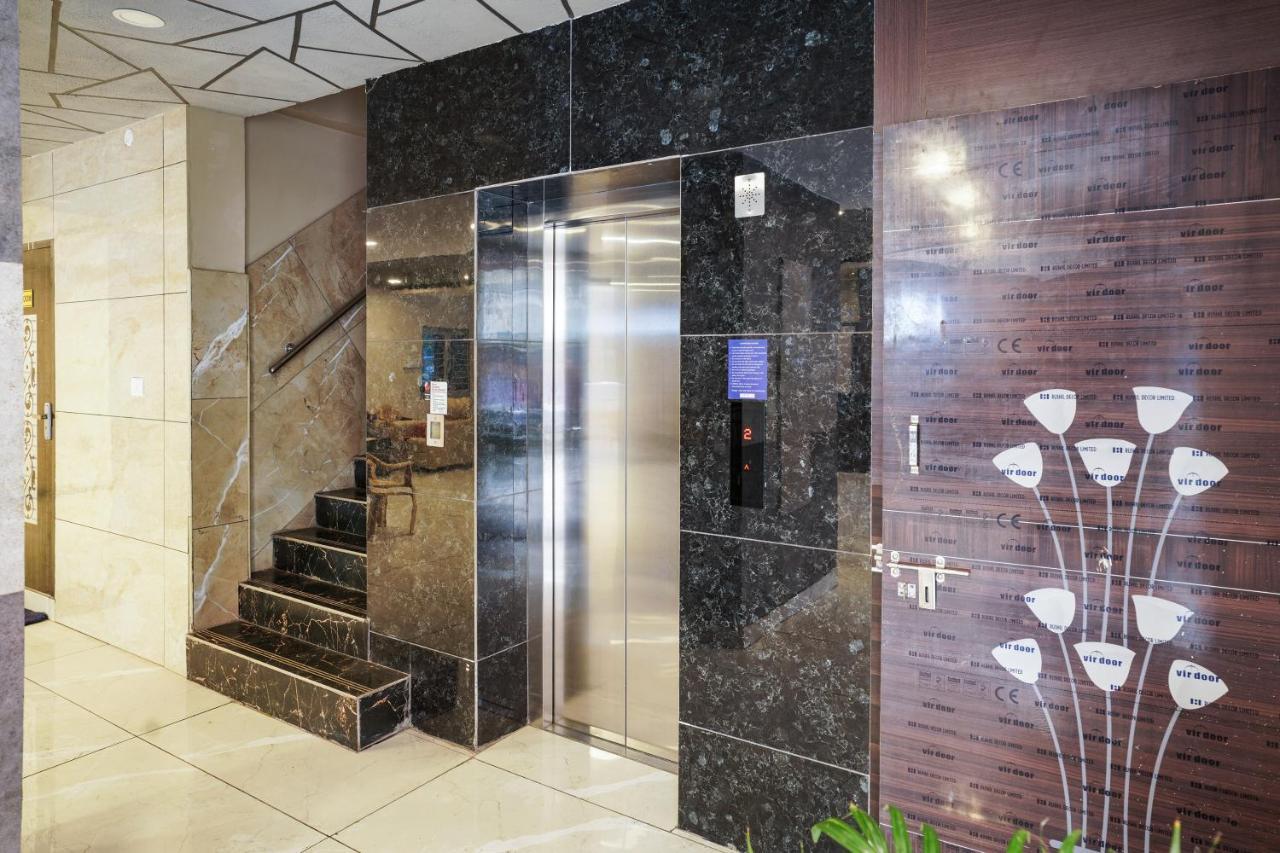 Hotel Oyo Flagship Pawan Park Vellore Esterno foto