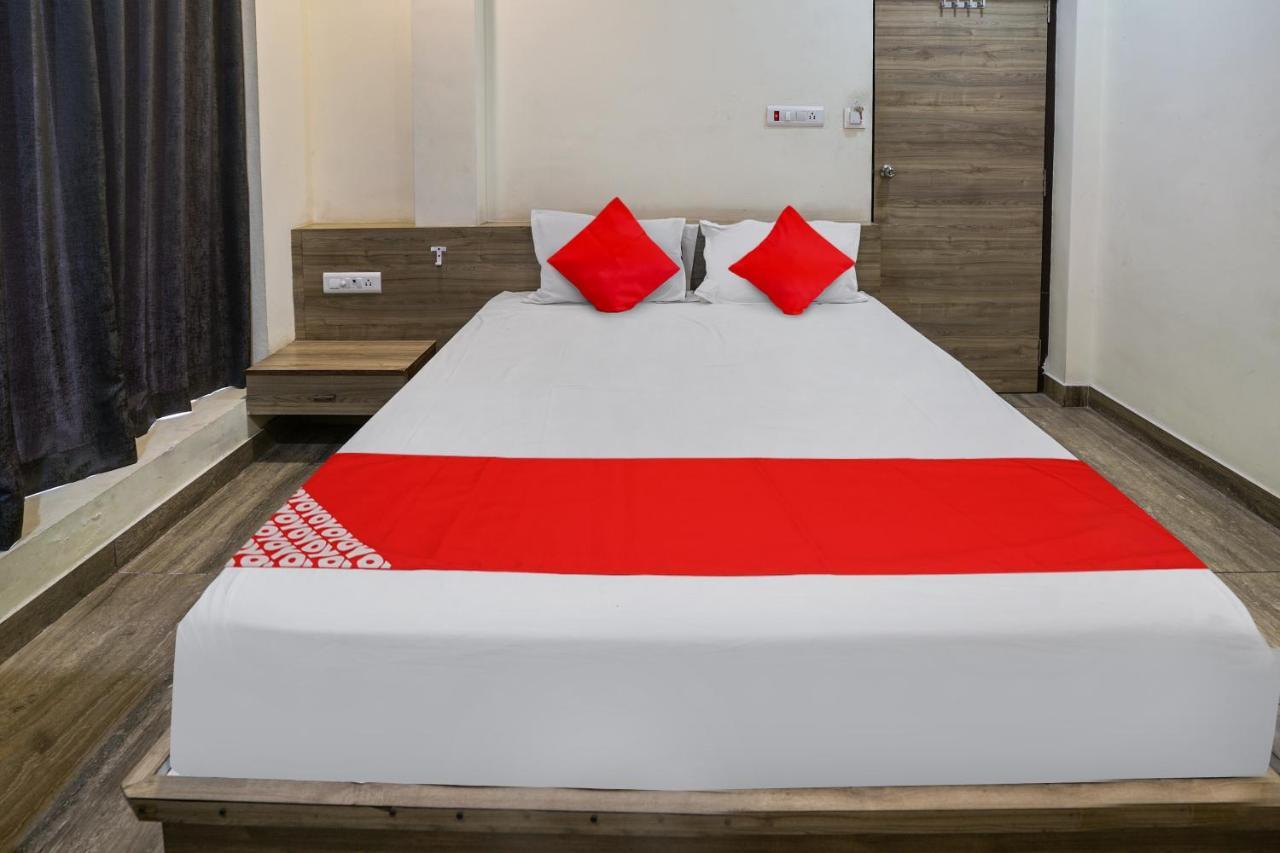 Hotel Oyo Flagship Pawan Park Vellore Esterno foto