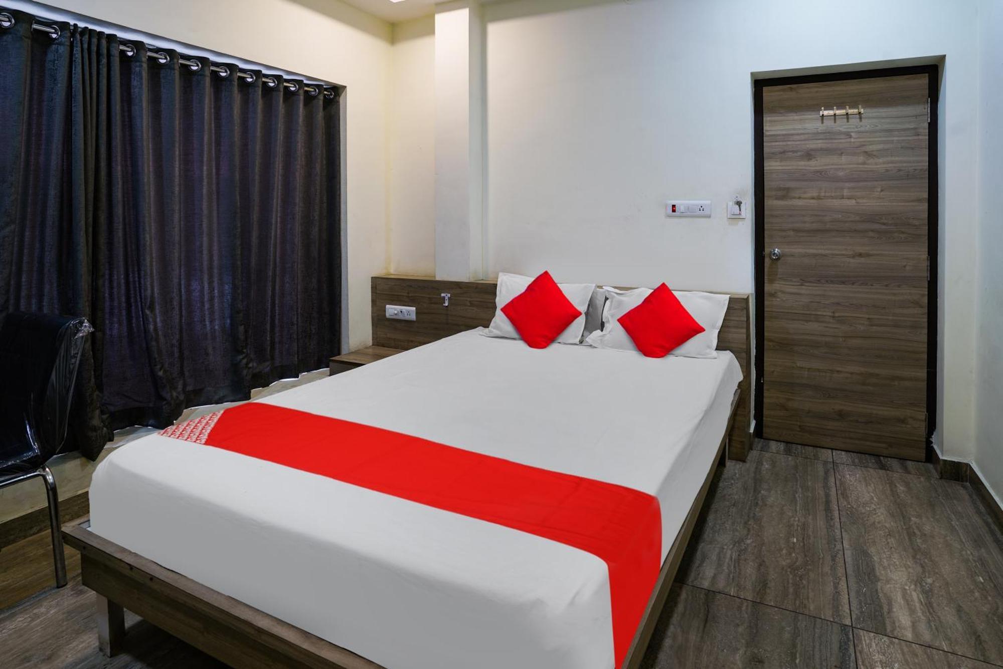 Hotel Oyo Flagship Pawan Park Vellore Esterno foto
